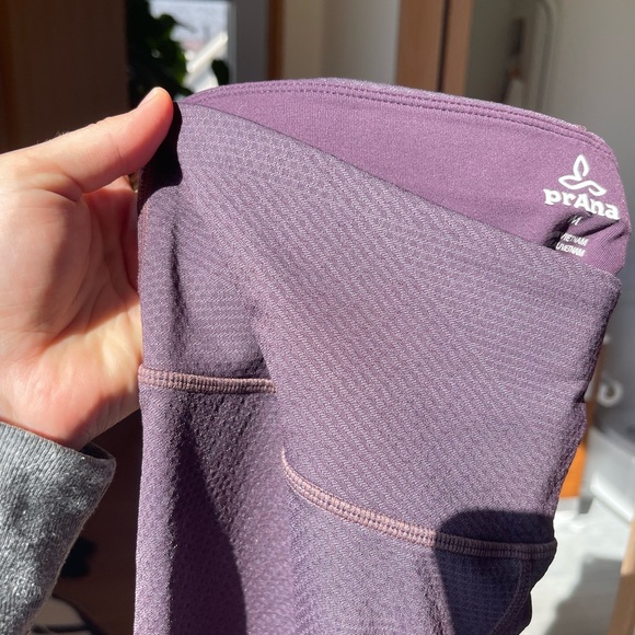prAna capri leggings - Picture 2 of 5